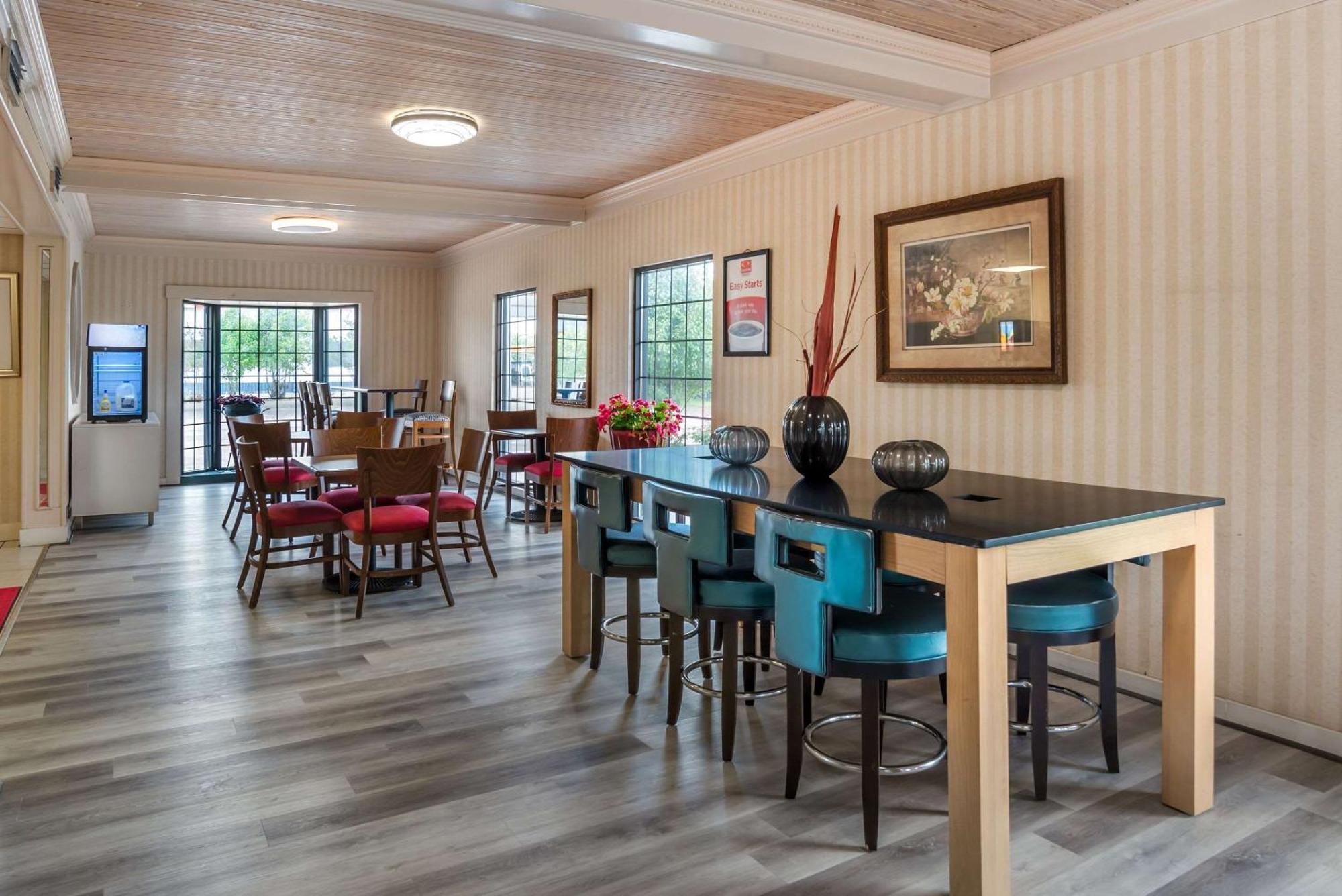 Econo Lodge Inn & Suites Philadelphia Eksteriør billede