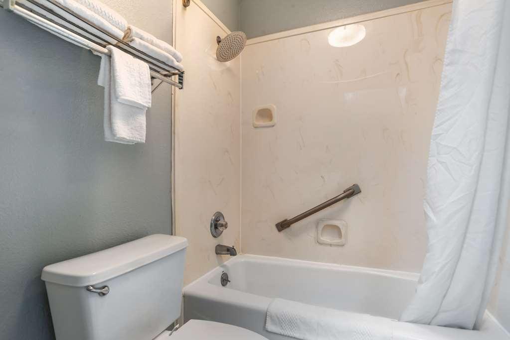 Econo Lodge Inn & Suites Philadelphia Værelse billede